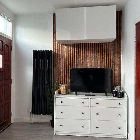 Modern En Suite Bedroom Close To City Centre Leeds  Dış mekan fotoğraf
