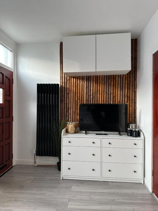 Modern En Suite Bedroom Close To City Centre Leeds  Dış mekan fotoğraf