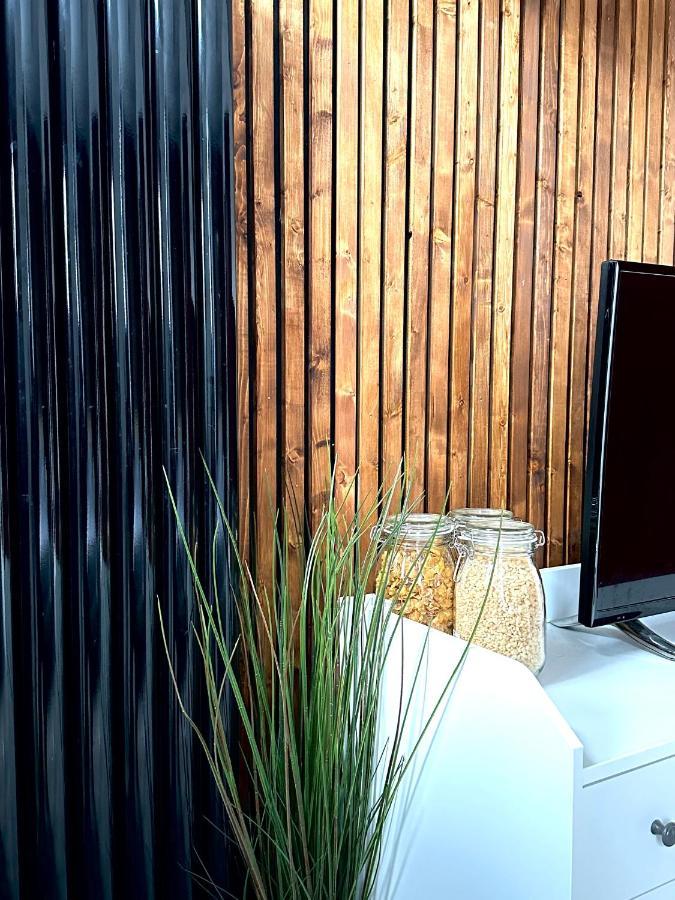 Modern En Suite Bedroom Close To City Centre Leeds  Dış mekan fotoğraf