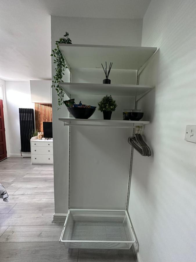 Modern En Suite Bedroom Close To City Centre Leeds  Dış mekan fotoğraf